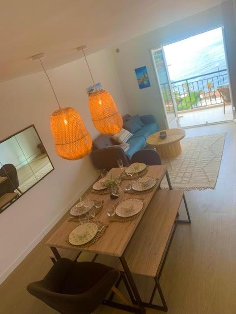 La Belle Vue-Charming Duplex Apartment With Sea View, 50 Meters From Beach And Private Parking Saint-Raphaël Buitenkant foto