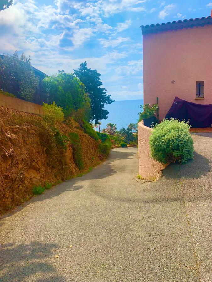 La Belle Vue-Charming Duplex Apartment With Sea View, 50 Meters From Beach And Private Parking Saint-Raphaël Buitenkant foto
